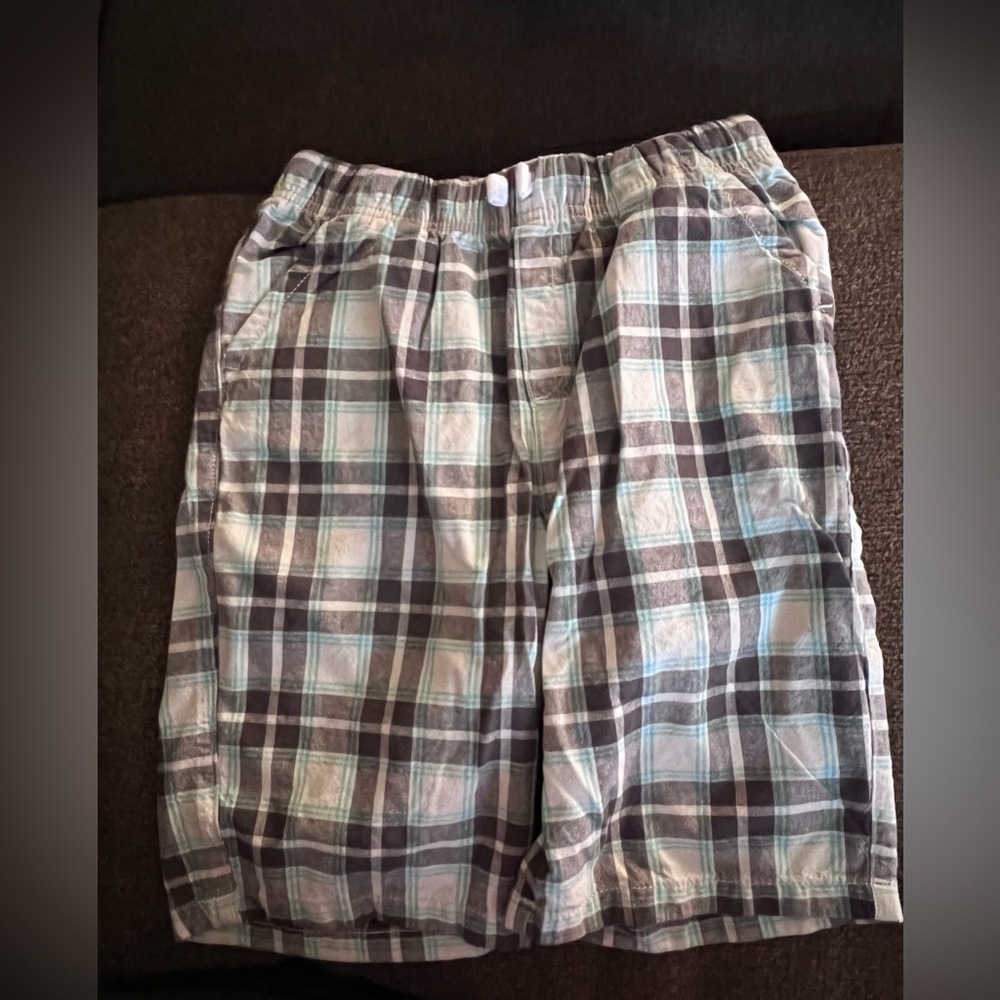 Pull on kid shorts